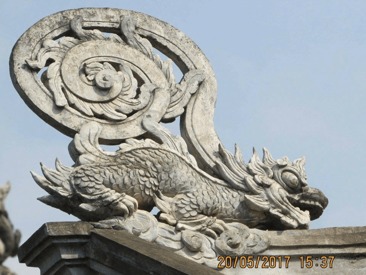 Tuong-si-van-o-chua-1